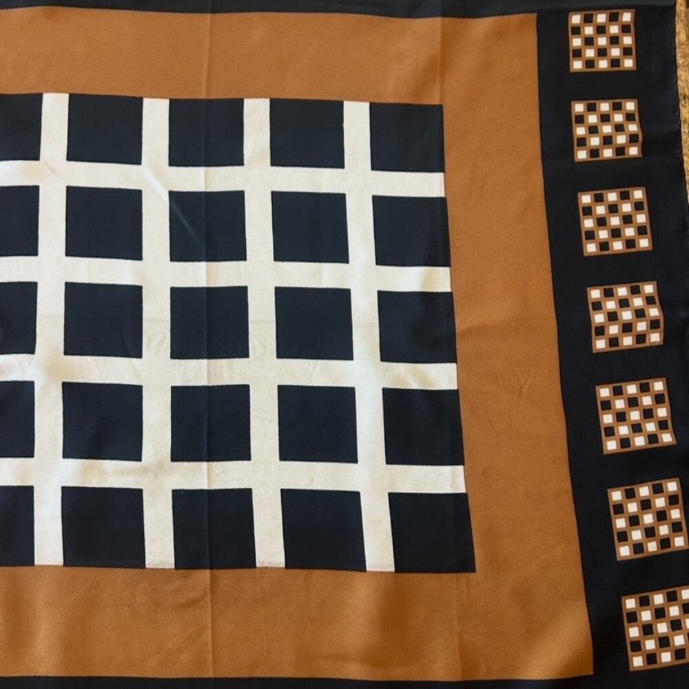 Vintage Norell Silk Scarf 33" x 34" Hand Rolled Edges - Picture 4 of 16
